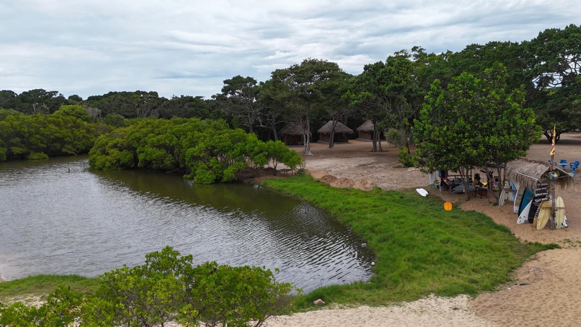Peanut Farm Surf And Wild Resort - Arugambay อารูกัมเบย์ ภายนอก รูปภาพ