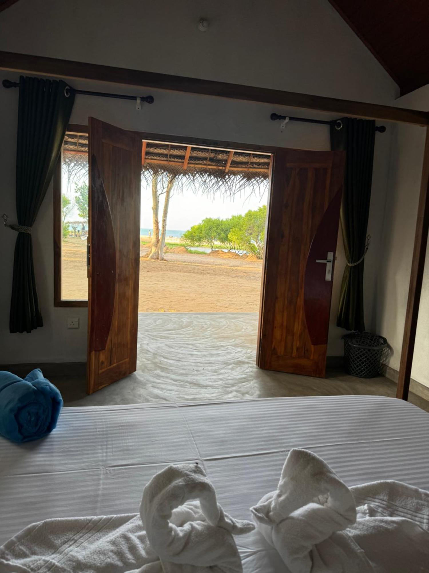 Peanut Farm Surf And Wild Resort - Arugambay อารูกัมเบย์ ภายนอก รูปภาพ